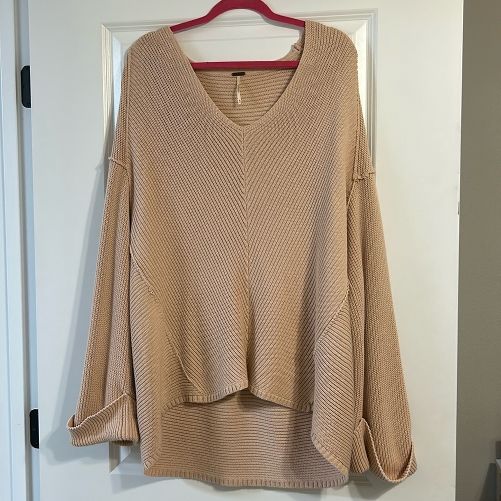 Free People Tan Oversized Sweater Size Medium
